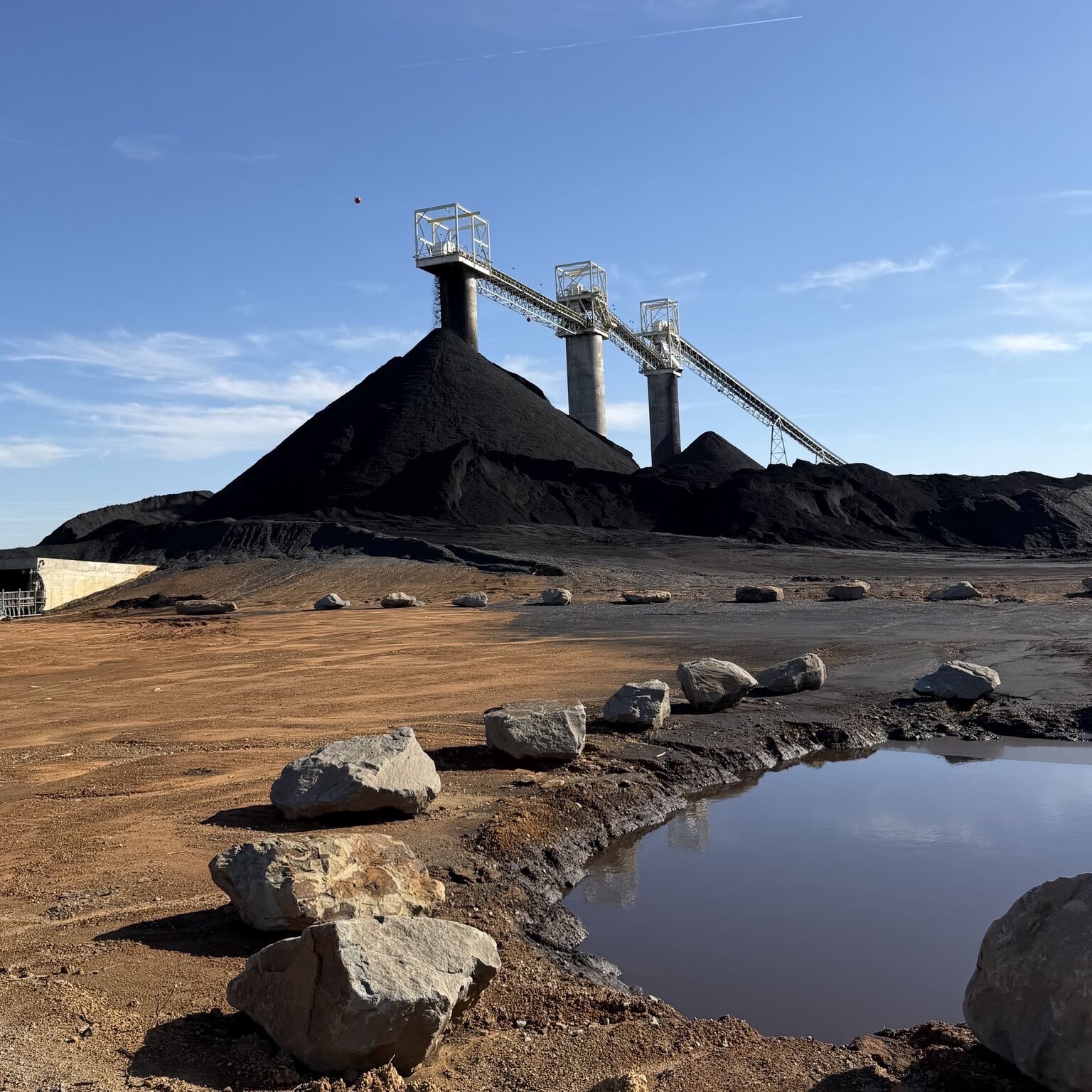 Coal stockpile and processing facility